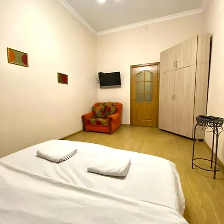 Apartamento простора від власника на проспекті шевченка 14 напроти макдональтсу *