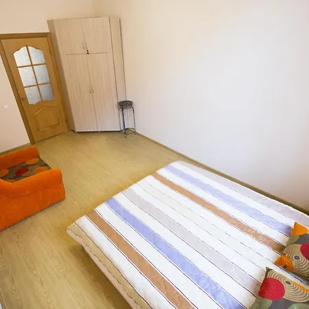 простора від власника на проспекті шевченка 14 напроти макдональтсу Apartment *