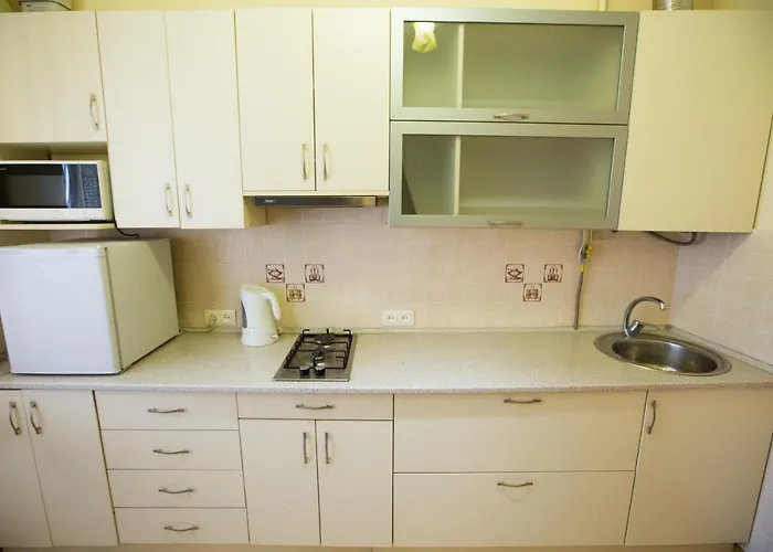 простора від власника на проспекті шевченка 14 напроти макдональтсу *